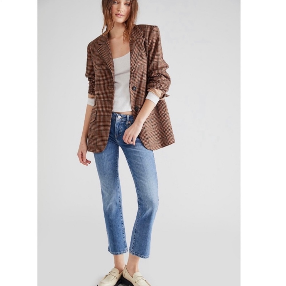 Free People Liv Crop Flare Jeans NWT 31